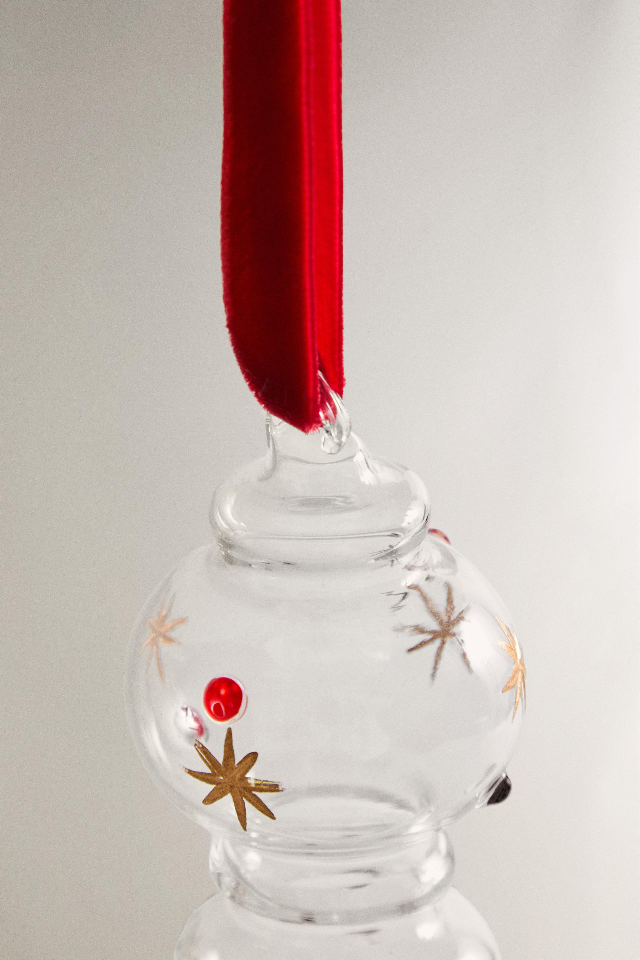 ELONGATED BOROSILICATE GLASS CHRISTMAS TREE ORNAMENT